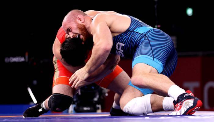 Россиянин Садулаев стал олимпийским чемпионом в вольной борьбе до 97 кг