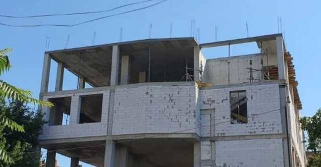 В Одессе на Молдаванке решили без документов построить "лишний" этаж