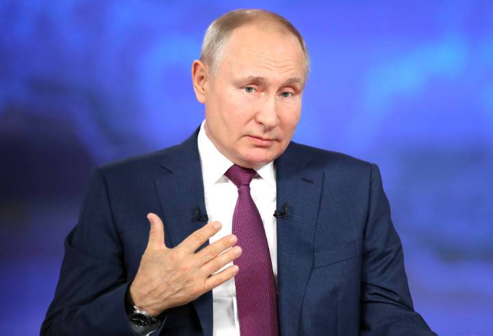 «Не дали соперницам ни единого шанса»: Владимир Путин поздравил с победой синхронисток Колесниченко и Ромашину