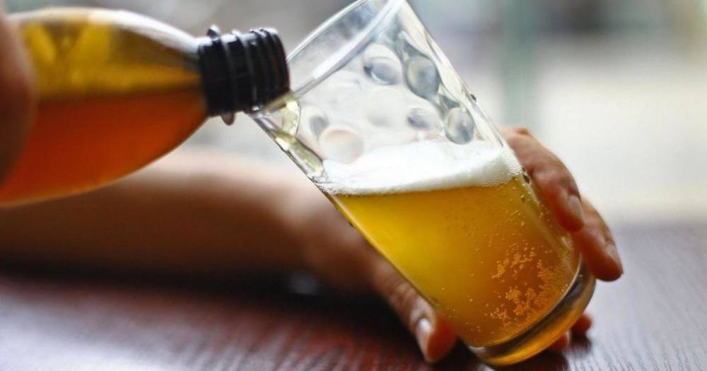 Диетолог предупредила об опасности разливного пива