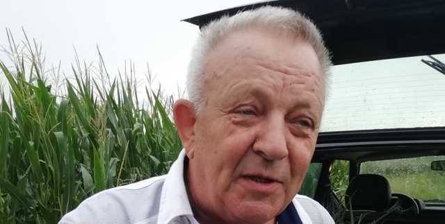 "Воровал лук": Под Тернополем на чужом огороде поймали экс-мэра