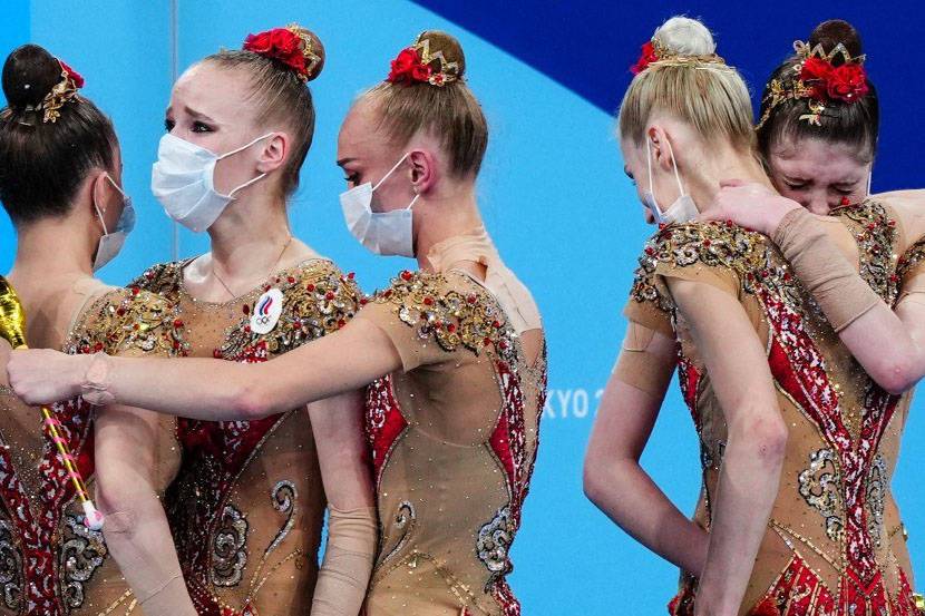 Российским гимнасткам добавили 0,3 балла после протеста в многоборье