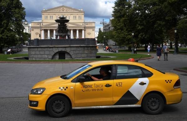 В Госдуме назвали преждевременной инициативу сбора биометрии у водителей такси и каршеринга