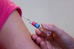 Интервал вакцинации украинцев необходимо сократить - МОЗ
