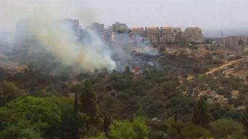 Жители еврейского поселения в Самарии эвакуированы из-за сильного пожара