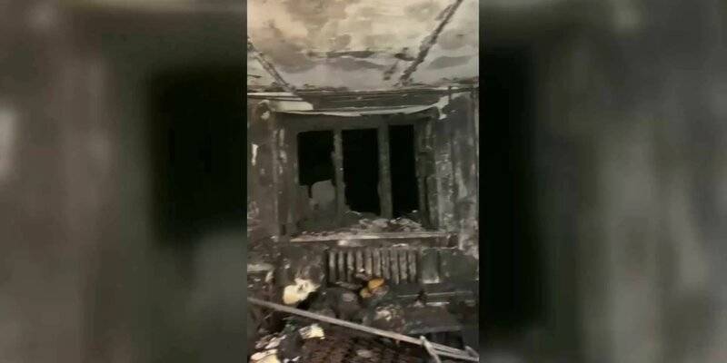 При пожаре в многоквартирном доме в Казани погибла 13-летняя девочка