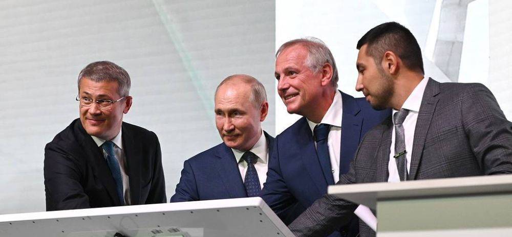 Путин дал старт производству на новом цементном заводе в Башкирии