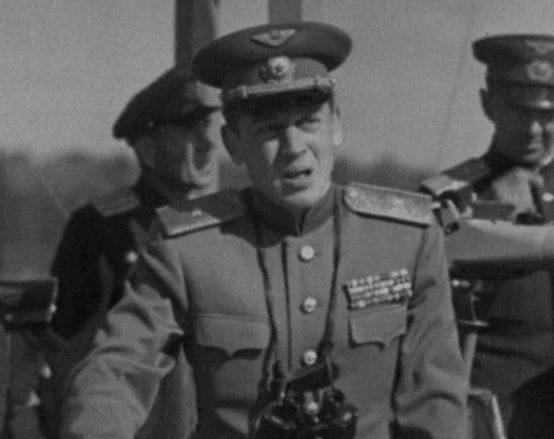 Трагедия на воздушном параде в 1952 году: в чём обвинили сына Сталина