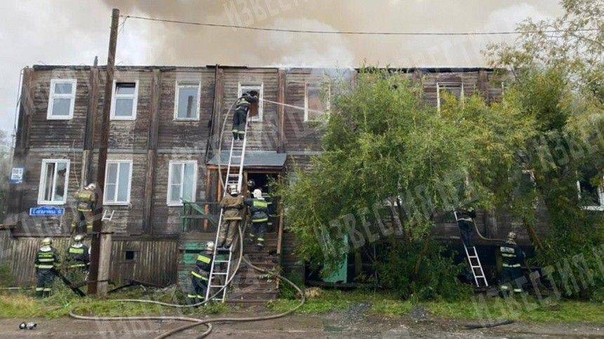 Пять человек погибли в ночном пожаре в жилом доме на Ямале