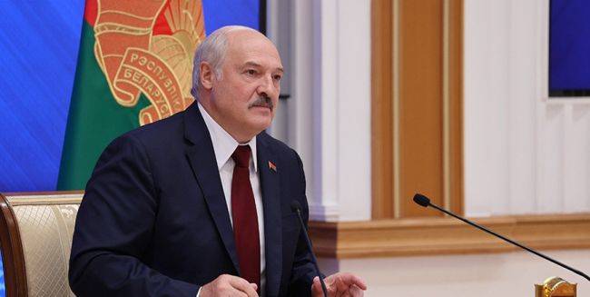 Лукашенко: В случае военного сценария на Донбассе Минск не будет ни на чьей стороне