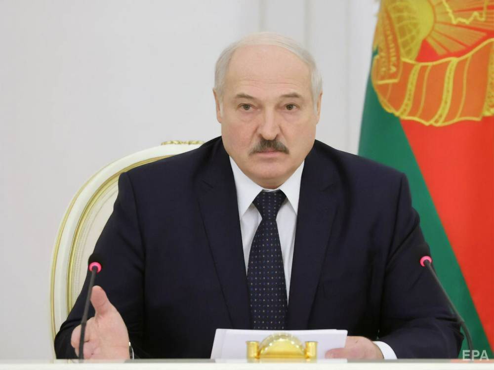 "Ни один мускул бы не дрогнул бы". Лукашенко заявил, что был готов вывести армию против протестующих