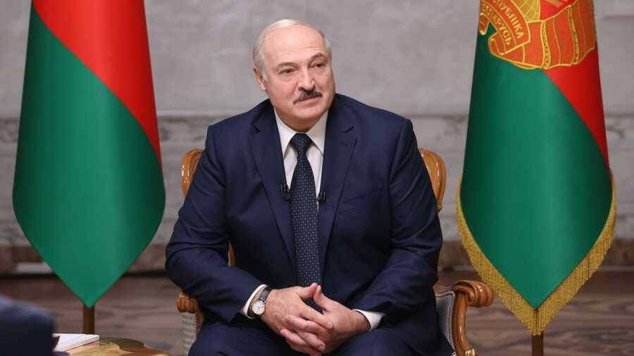 Лукашенко о приемнике: президента Белоруссии может избрать только народ