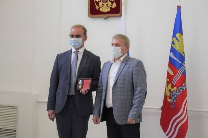 Ивановские депутаты и главврачи оказались героями борьбы с коронавирусом