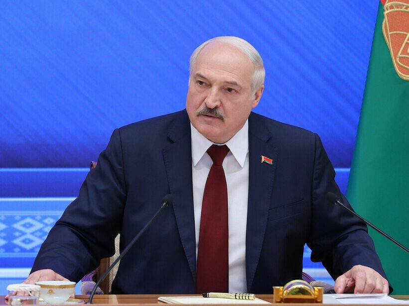Лукашенко пояснил, почему отдал "вагнеровцев" России