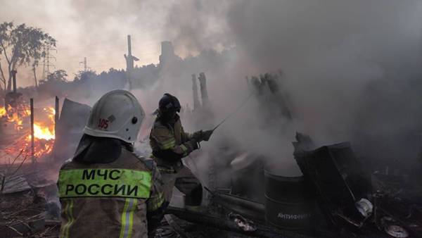 На пожаре в садах Екатеринбурга погиб ребенок