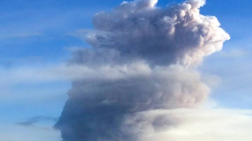 Ученые предупредили об угрозе мощного извержения вулкана Шивелуч на Камчатке