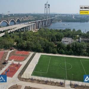 На запорожской Хортице построили новый стадион. Фото