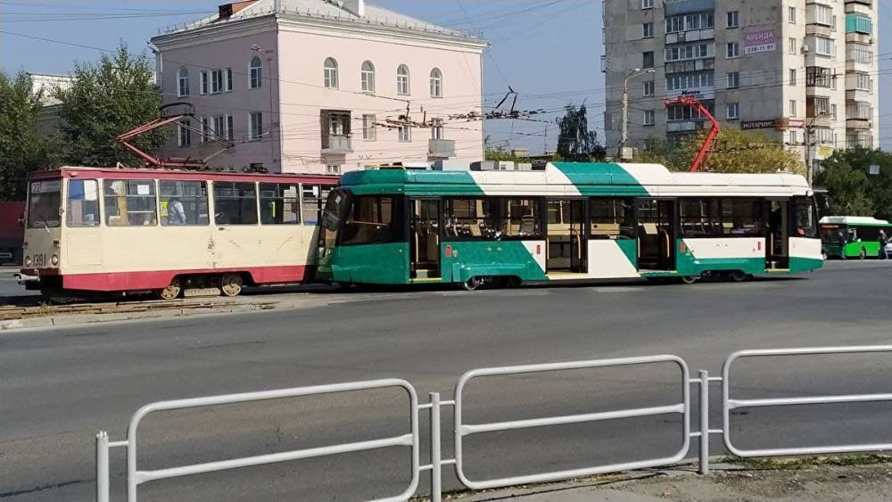 Власти Челябинской области прокомментировали таран, который устроил новый трамвай