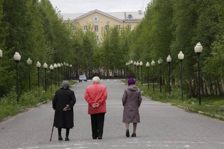 На системную поддержку пенсионеров и инвалидов Мурманской области направят 36,5 миллиона рублей