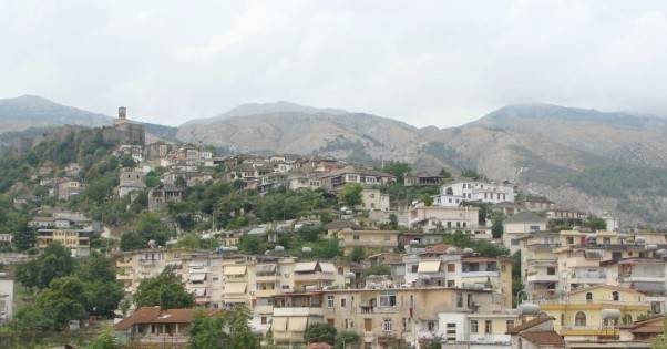 Албания прекращает пускать всех желающих без тестов и вакцинации