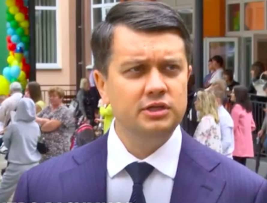 Спикер Верховной Рады Разумков открыл новую школу в Ирпене