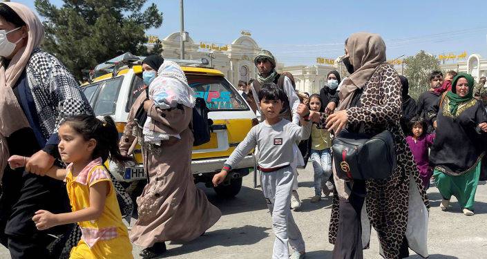 Надвигается мощная волна беженцев из Афганистана: новый кризис может накрыть Европу