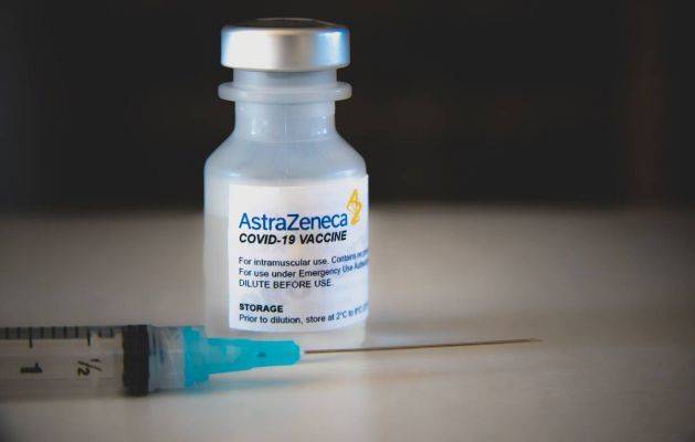 СМИ: В Британии испортились 800 000 доз вакцины AstraZeneca