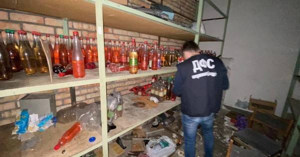В Запорожье налоговики конфисковали 100 тысяч литров алкогольного суррогата (ФОТО)