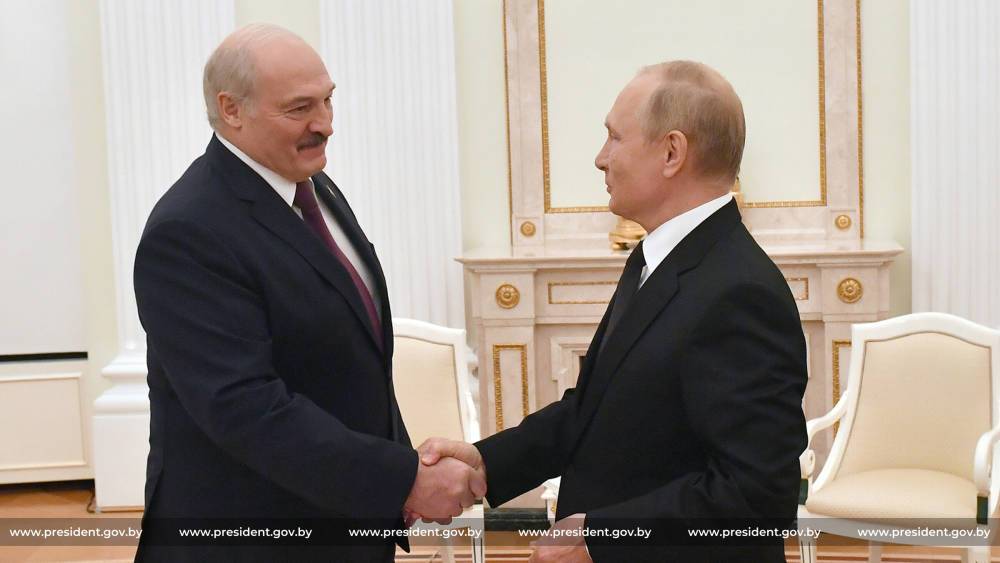 Лукашенко и Путин: кто кого обыгрывает на интеграционном поле?