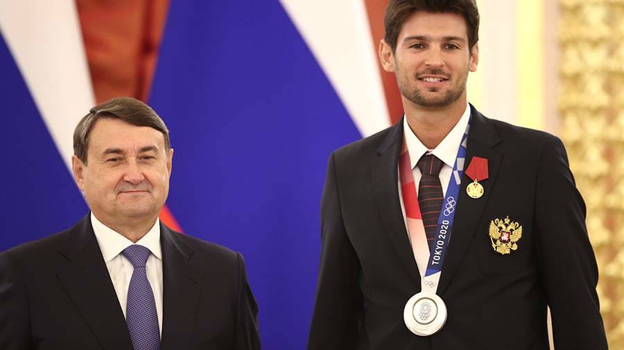 В Кремле вручили награды серебряным и бронзовым призерам ОИ в Токио