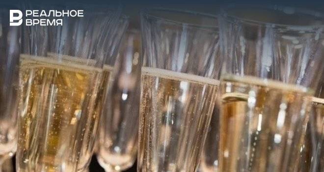 Комитет вин Шампани отменит рекомендацию о приостановке экспорта шампанского в Россию