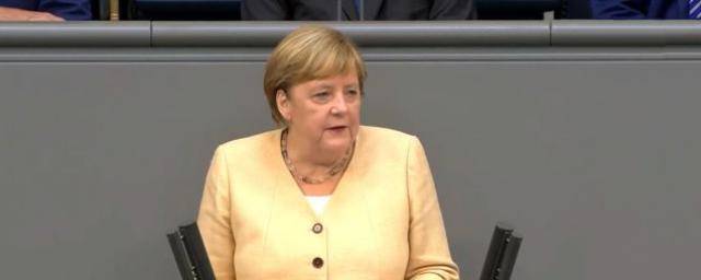 Меркель: ФРГ будет настаивать партнерстве с Украиной по «Северному потоку-2»