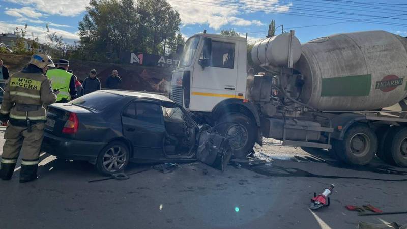 В Башкирии в аварии с грузовиком погиб водитель без прав