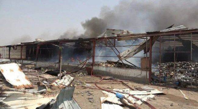 Йемен осудил атаку хуситов на порт Моха