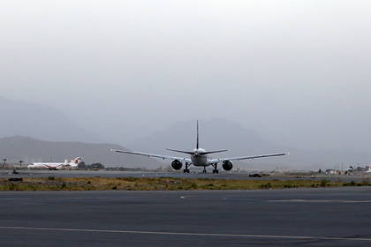 Четыре самолета с сотрудниками ООН вернулись в Афганистан