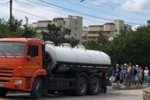 В Крыму снова большая проблема с водой: рассказ российского блогера. ВИДЕО
