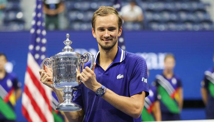 Медведев стал победителем US Open, обыграв Джоковича в трех сетах