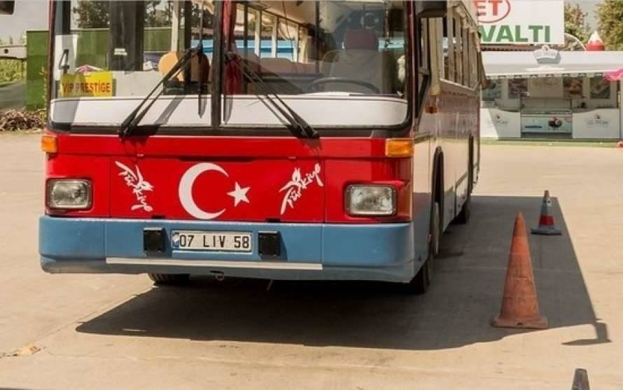 Опубликовано видео с места аварии автобуса в Турции, в котором пострадали украинцы