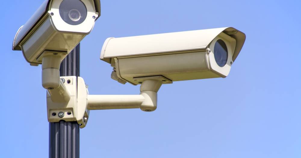 За соблюдением карантинных правил в ТРЦ будуть следить с помощью видеокамер