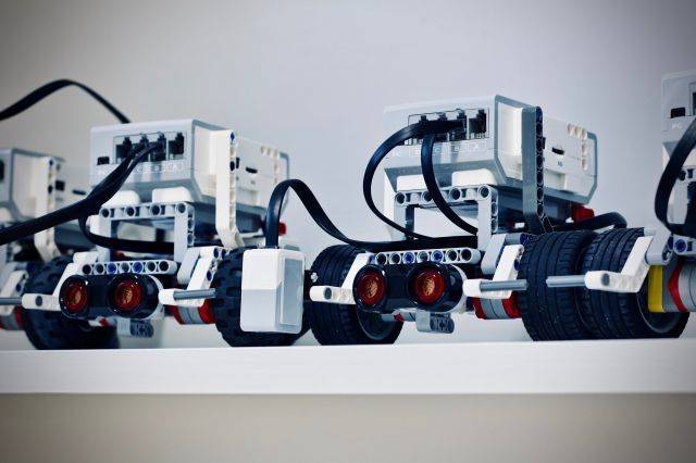 В «ШАГ» придёшь — робота соберёшь: в Кемерове пройдёт бесплатный мастер-класс по сборке конструктора Lego Mindstorms