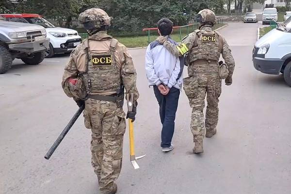 ФСБ в Красноярске задержала двух вербовщиков террористов