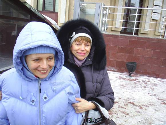«Силы уже на исходе»: семья оренбуржцев с инвалидностью оказалась запертой в собственной квартире и брошенной на произвол судьбы