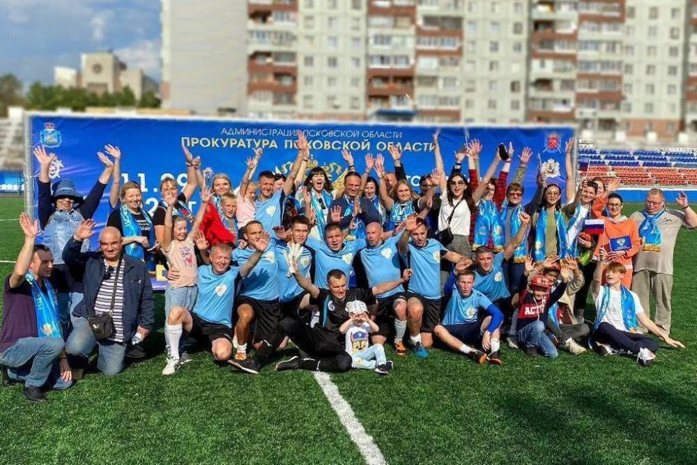 Команда прокуратуры Псковской области победила на турнире по мини-футболу