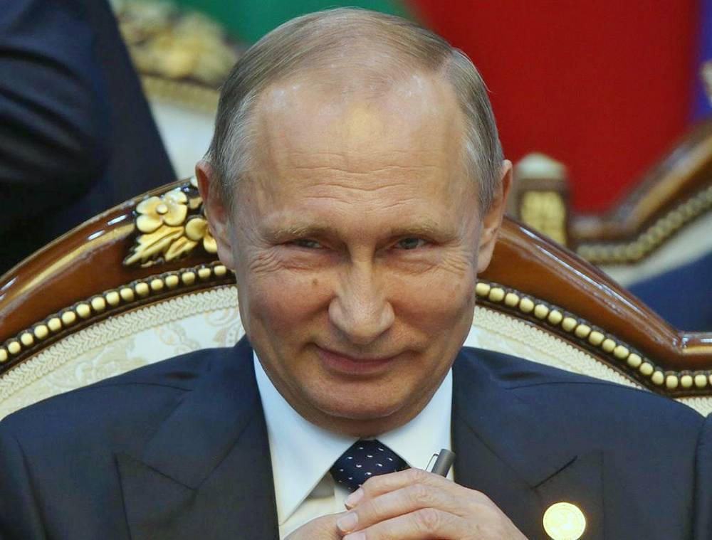 Путин проголосовал онлайн на выборах в Госдуму