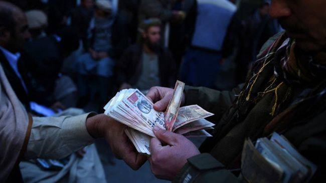 Талибы экспроприировали более $ 12,3 млн в домах высших афганских чиновников