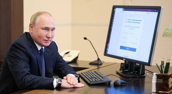 Владимир Путин проголосовал на выборах в Госдуму