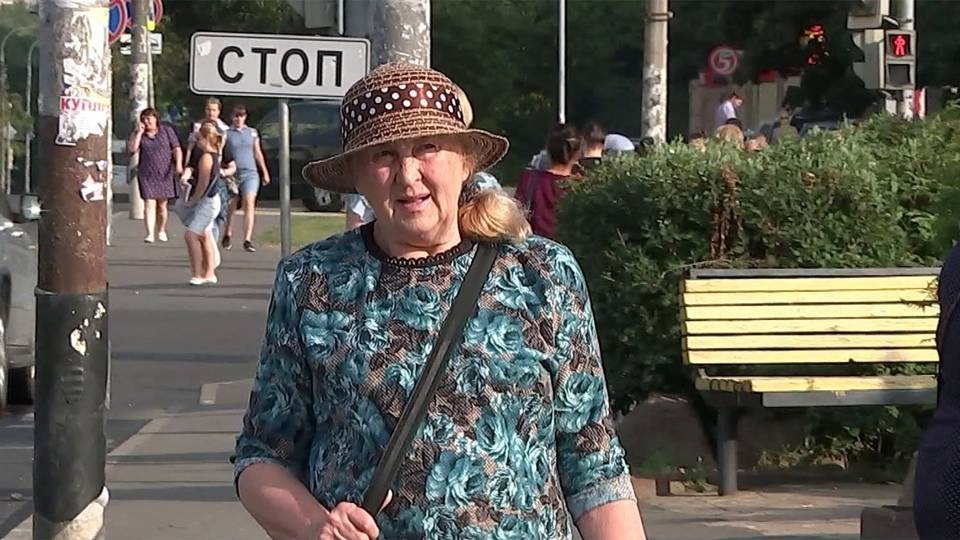 Перечисление единовременной выплаты пенсионерам началось во всех российских регионах