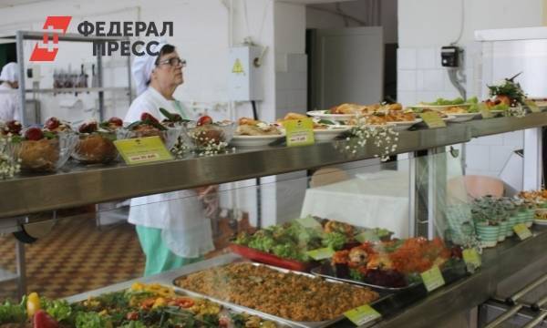 Больше уютные кафе, чем столовые: как школьное питание изменилось в Ростовской области