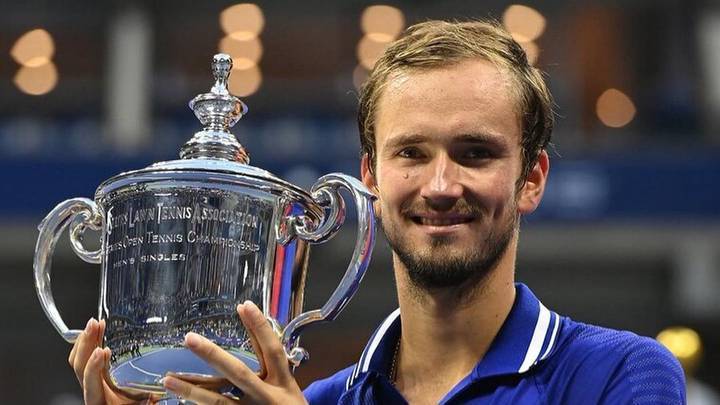 «Высочайший класс»: Путин поздравил теннисиста Медведева с победой на US Open