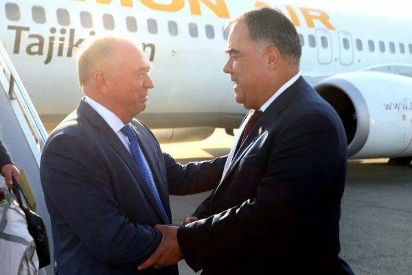 Глава торгово-промышленной палаты России прилетел в Таджикистан
